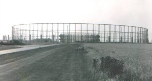 High frequency radio interception antenna (AN/FLR9) 